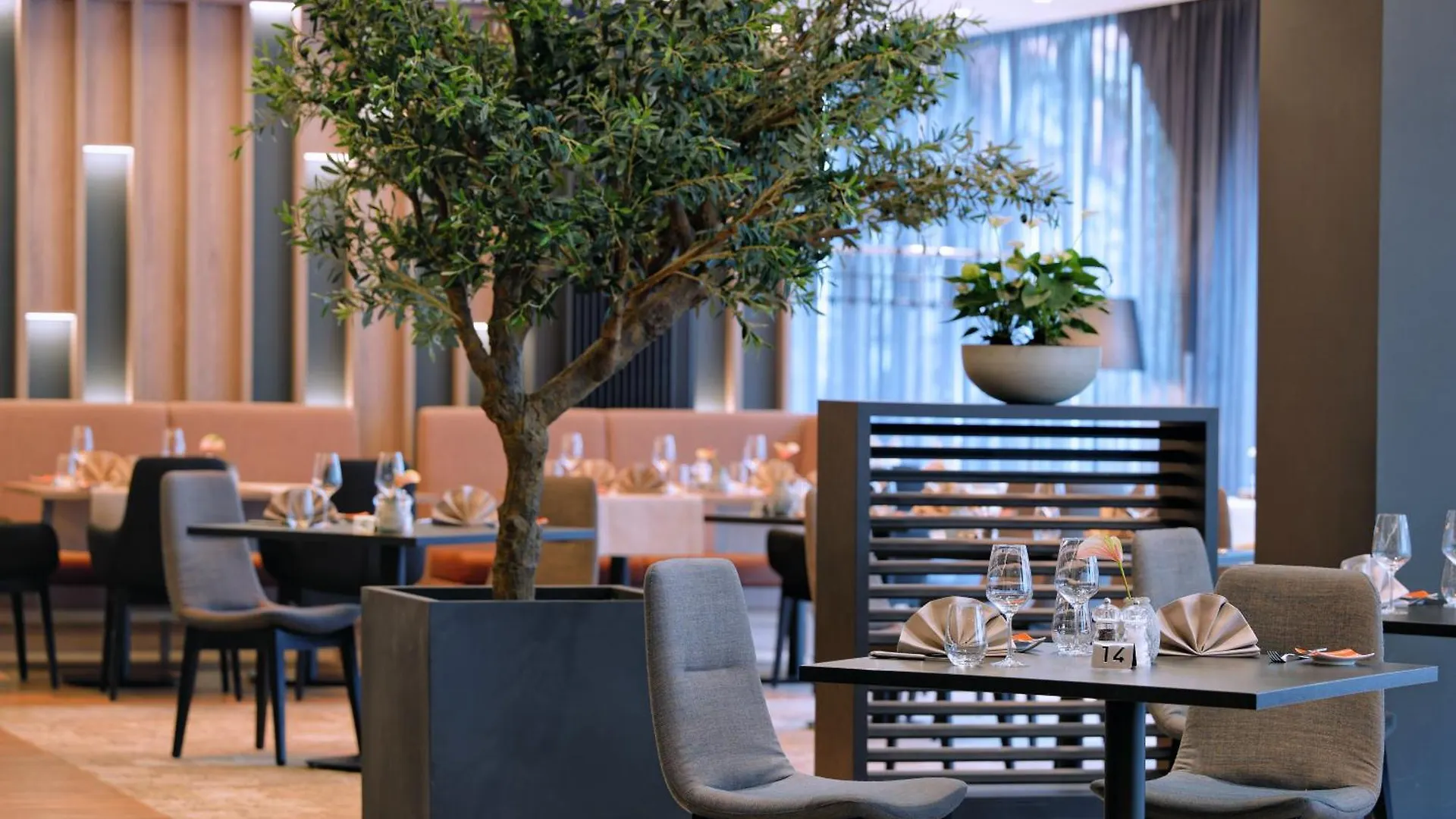 Doubletree By Hilton Hannover Schweizerhof