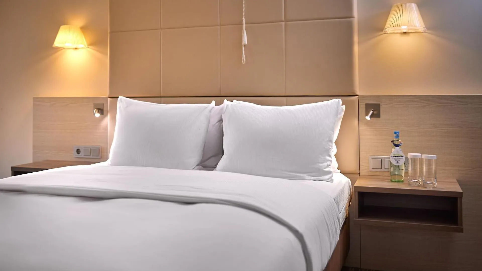 Doubletree By Hilton Hannover Schweizerhof 4*,