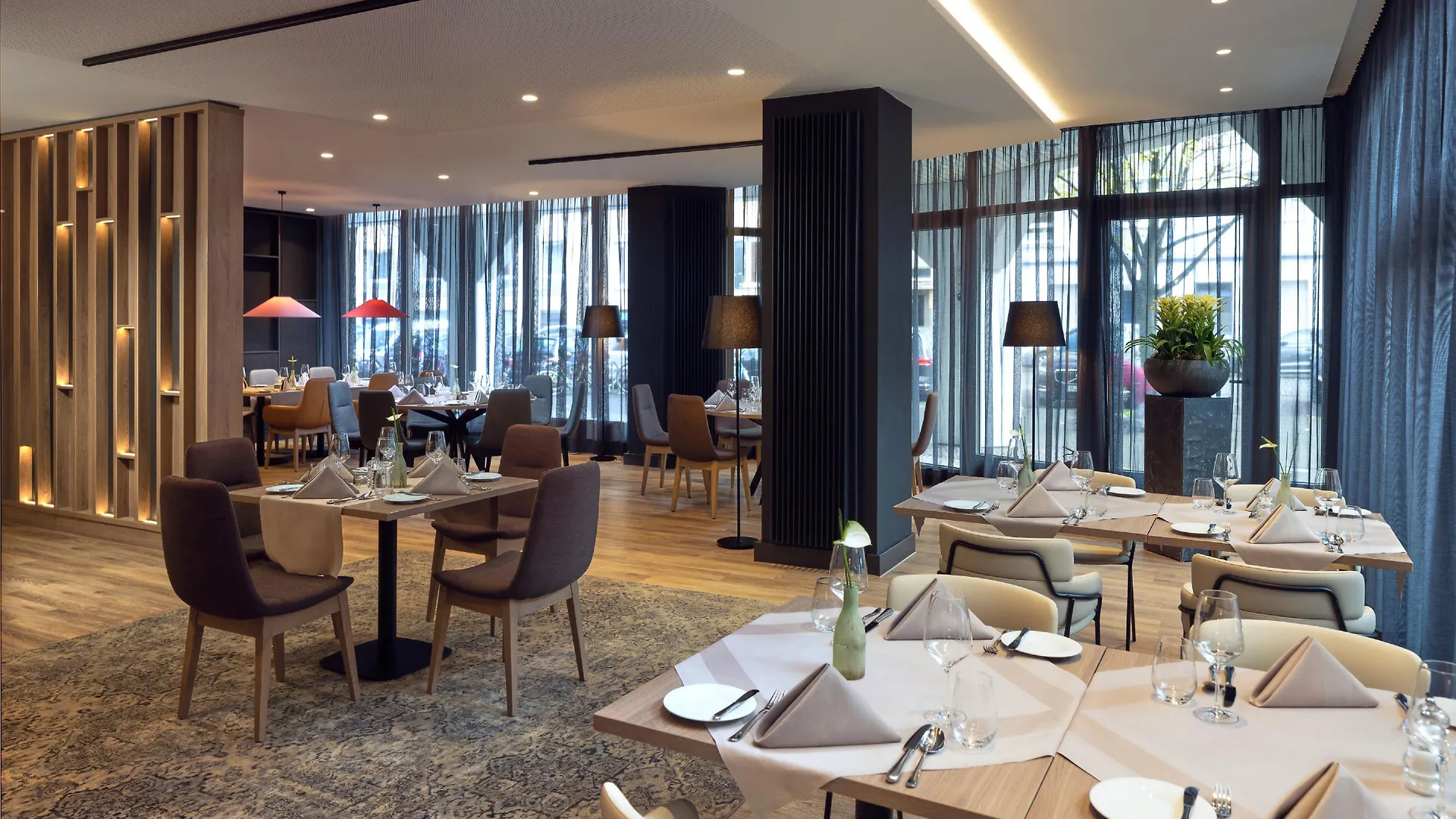 Doubletree By Hilton Hannover Schweizerhof 4*,  Germany