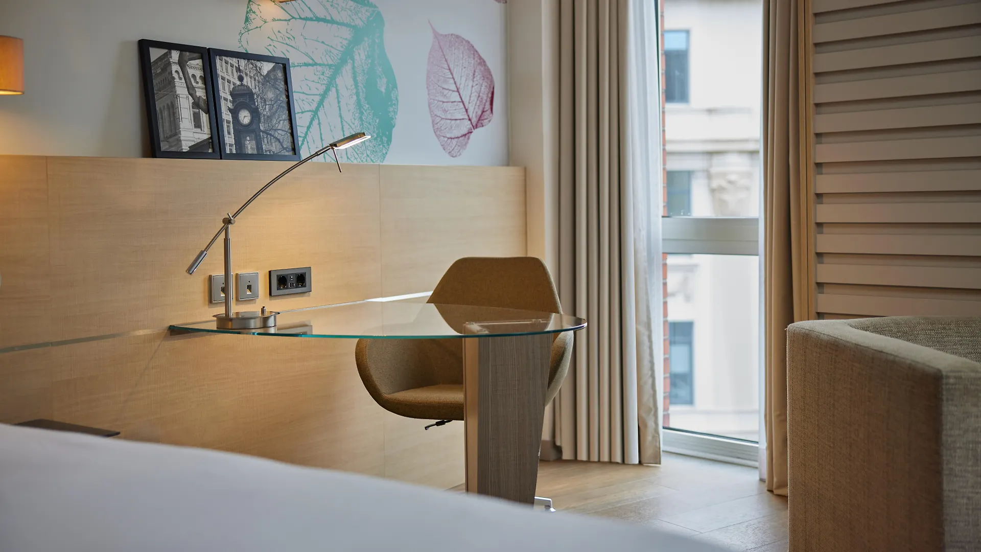 Doubletree By Hilton Hannover Schweizerhof Отель