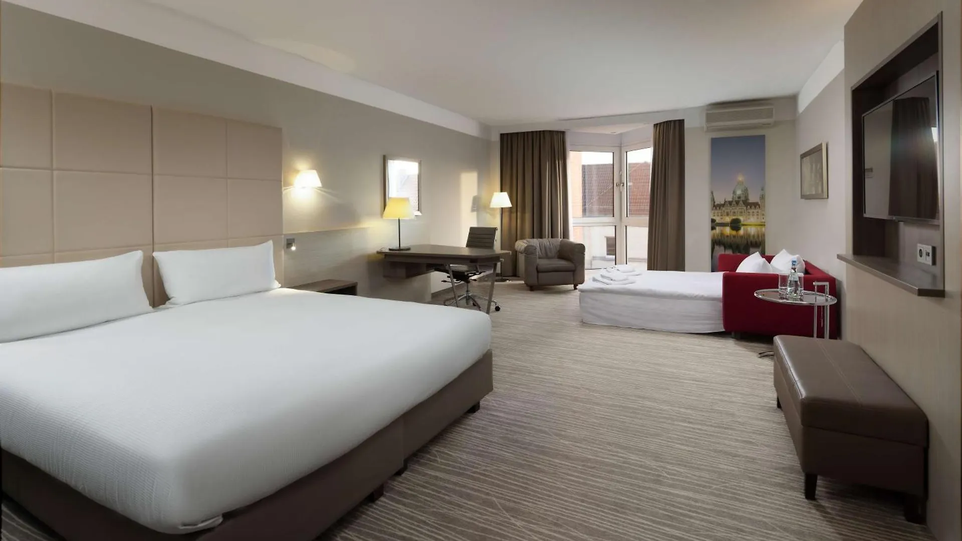 DoubleTree by Hilton Hannover Schweizerhof 4*,